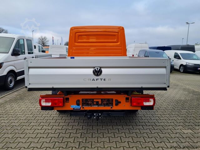 Pick-up van VW Crafter 35 Doka Pritsche MR AHK KLIMA PDC TEMPOMAT