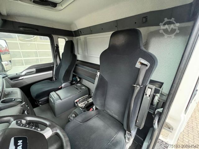 Flatbed truck MAN TG-S 26.400 6x2-2 BL Pritsche Heckkran 5xhydr, f