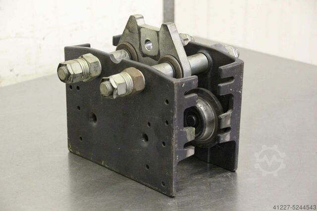Kraanchassis unbekannt 240/262/H225 mm