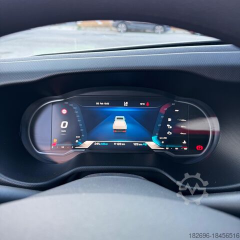 φορτηγό με κιβώτιο Iveco Daily 35c180