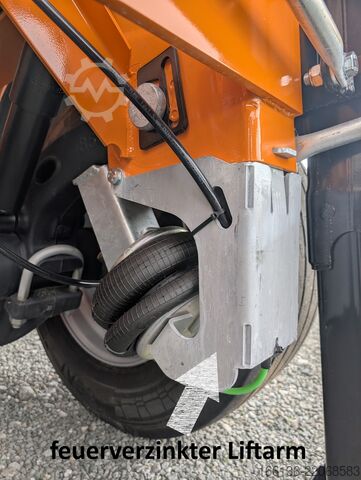 Naczepa z wymienną zabudową Fliegl SDS 380 für 20" Container Heckbündig