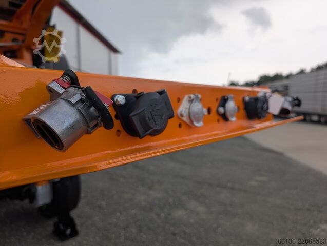 Naczepa z wymienną zabudową Fliegl SDS 380 für 20" Container Heckbündig