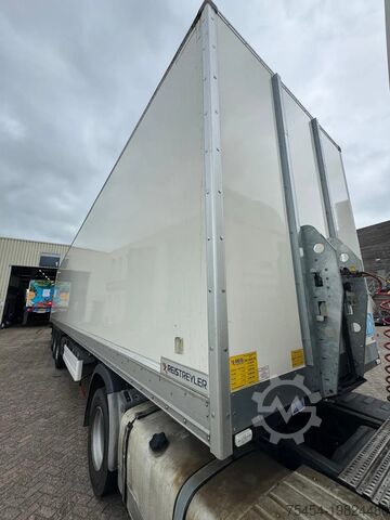 Resväska REISTREYLER REISTREYLER