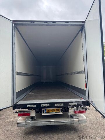 Resväska REISTREYLER REISTREYLER