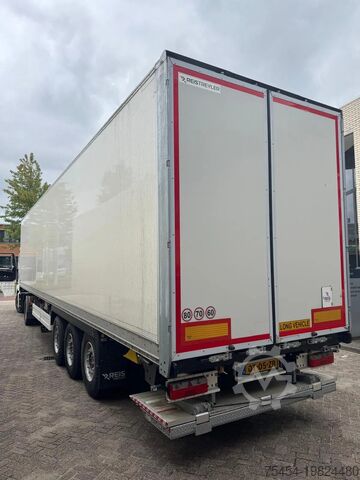 Resväska REISTREYLER REISTREYLER