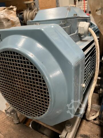 3-fazowy silnik klatkowy ABB M2AA160MA 2 - IEC160 M/L 42