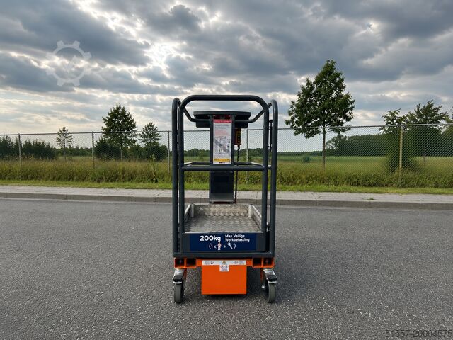 Piattaforma di sollevamento JLG Nano | 2023