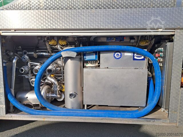 LKW mit Tankaufbau MAN TGS 26.440 (6x2)