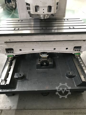 CNC obráběcí centrum s CTS 20 bar SINO V10-B