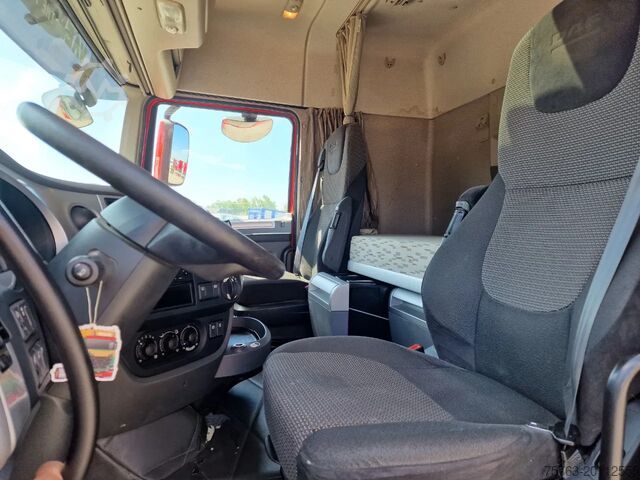 Laadplatform DAF XF 410 6x2 SpaceCab - Flatbed - Euro 6 + 2 axle...