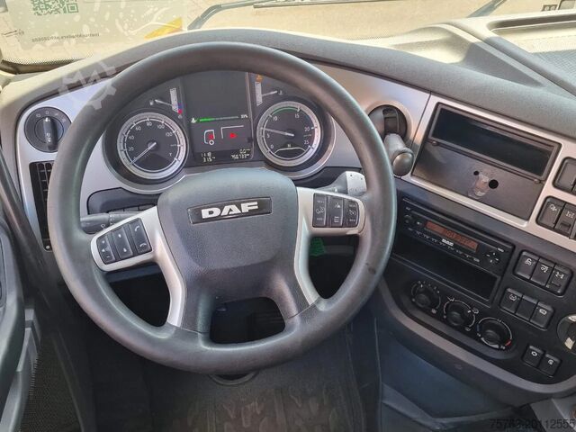 Laadplatform DAF XF 410 6x2 SpaceCab - Flatbed - Euro 6 + 2 axle...