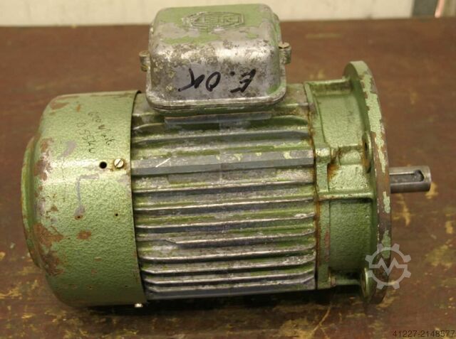 Motor elétrico 0,55 kW 620 Rpm Dietz B5