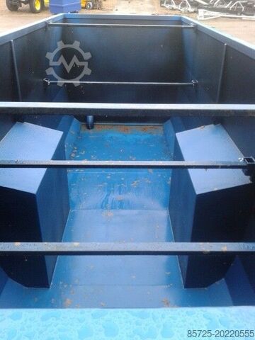 Düngermaschine  Mestcontainer 45 kuub