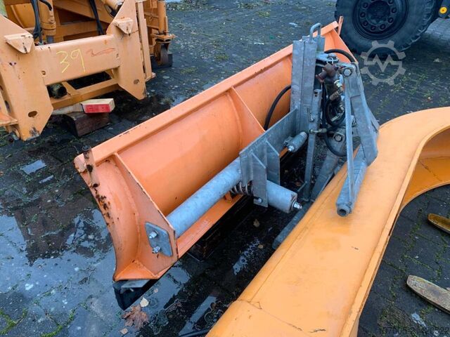 Diğer MULTICAR Multicar Schneepflug