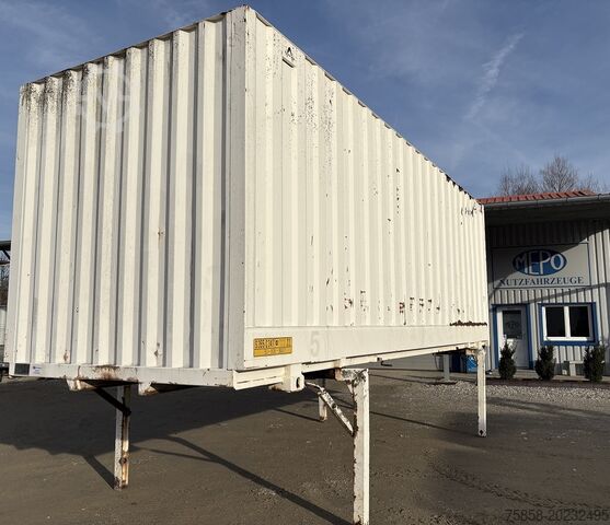 Troca de carroçaria por carroçaria de caixa Thyssen BDF Stahlkoffer 43m³ Rolltor