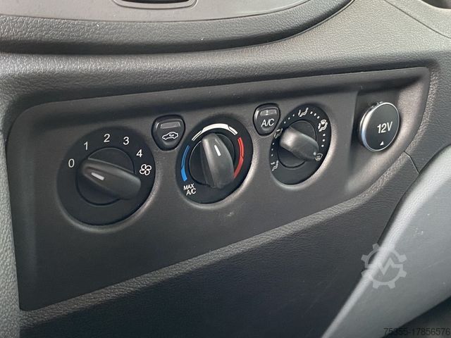 Vrachtwagen met bakwagen FORD Transit 4x4 L4 Klima 4mKoffer + LBW Tempomat AHK