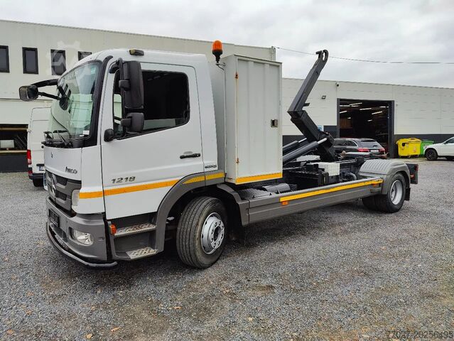 Haakarmsysteem Mercedes-Benz Atego 1218 Containersystem / Hooklift Hyvalift