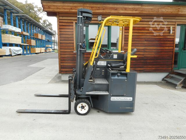 Fyrvägs gaffeltruck Combilift CB3000 Diesel 4Wege Triplex