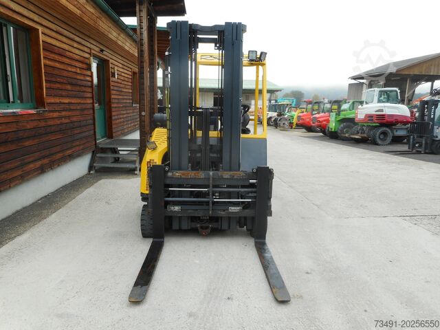 Fyrvägs gaffeltruck Combilift CB3000 Diesel 4Wege Triplex