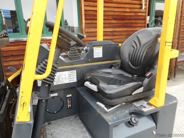 Fyrvägs gaffeltruck Combilift CB3000 Diesel 4Wege Triplex