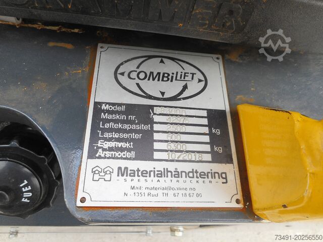 Fyrvägs gaffeltruck Combilift CB3000 Diesel 4Wege Triplex