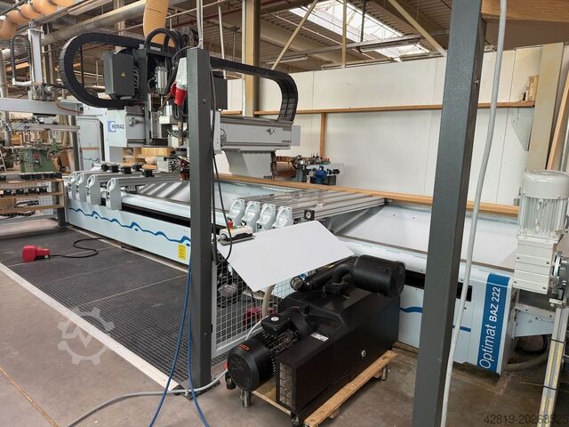CNC Bearbeitungszentrum Homag BAZ 322 / 40 / K with edge banding