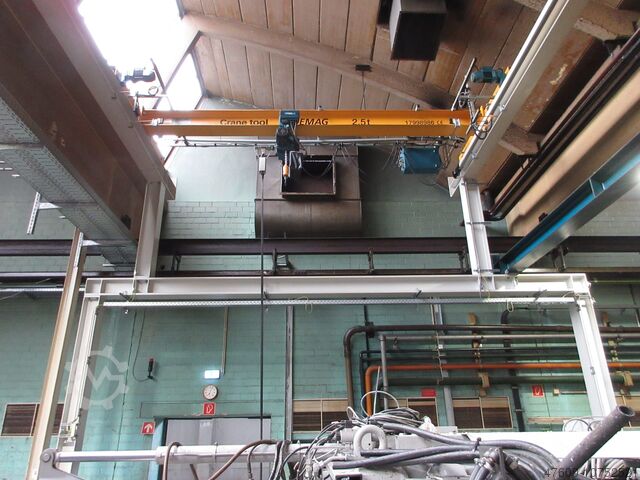 Daru előtető Daru Beltéri daru Daru kifutópálya Demag Portalkran + Kettenzug DC-COM NL 2500Kg Stahlbau 20x5,4m HEB220 HEA240