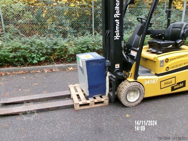 Elektrische vorkheftruck met 4 wielen Yale ERP20VF LWB