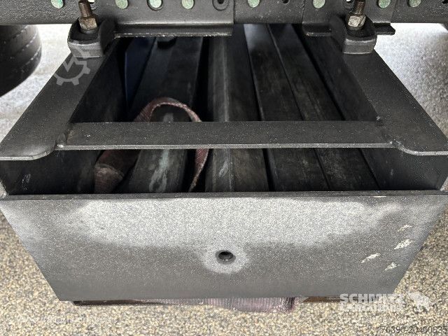 Semi-remorque bâchée Schmitz Cargobull Semitrailer Curtainsider Mega