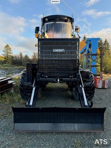 Hoisting device Logset 12F load carrier w/ World Power 180 T/M crane from