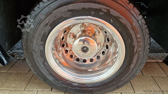 Minibus MERCEDES-BENZ 519 Sunset S 4 Ferqui Chasis 907 Vorlauffahrzeug