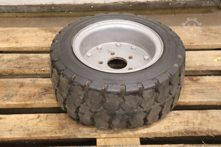 Neumáticos de caucho macizo Continental CSE-Robust 200/50-10  SC 10  RIM 6.50 F