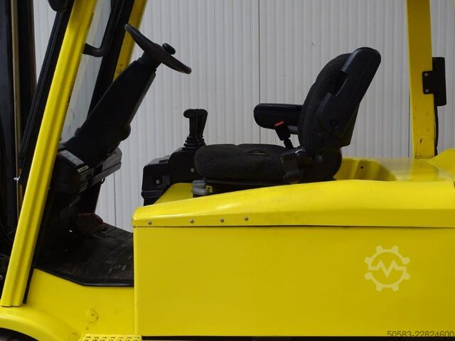 Elektrisk 4 -hjulig gaffeltruck Hyster J3.0XM