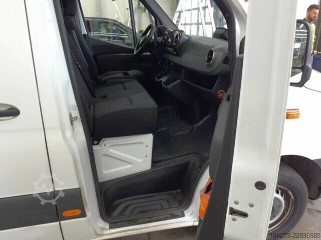 Skåpbil Mercedes-Benz Sprinter 317 CDI,L2H2,Automatik,Kamera,Navi