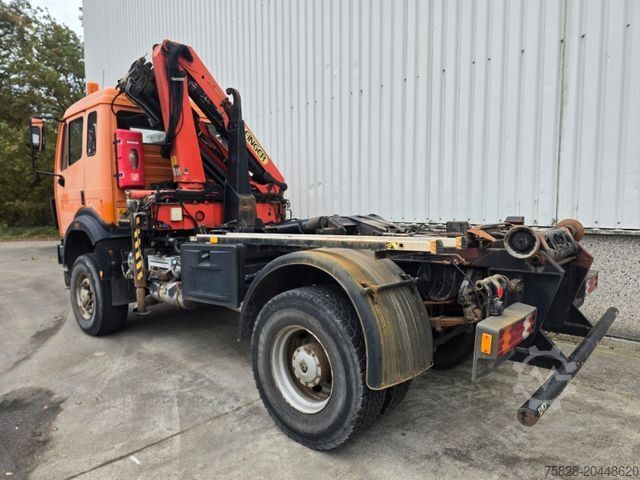 Haakarm vrachtwagen MERCEDES-BENZ SK1924  AK/Palfinger PK9501  EZ 2004/Arbeitskorb