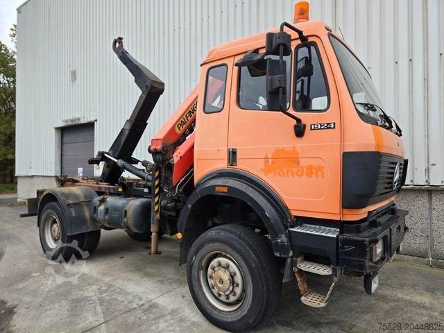 Hoogwerker vrachtwagen MERCEDES-BENZ SK1924 /ALLRAD / Palfinger 9501 + Arbeitskorb