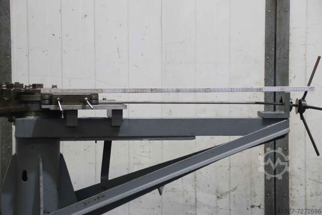 Giętarka trzpieniowa unbekannt 1200/740/H1220 mm