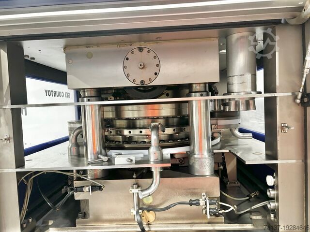 Πρέσα δισκίων Courtoy R290F / R292F