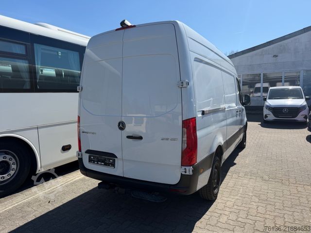 High top van MERCEDES-BENZ Sprinter 316 CDI Klima Standh Kamera AHK Tempom.