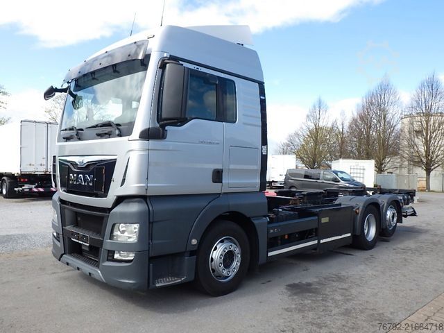 Swap body truck MAN TGX 26.440 LL XLX/BDF/LBW 2to/Ret./AHK/Lenkachse