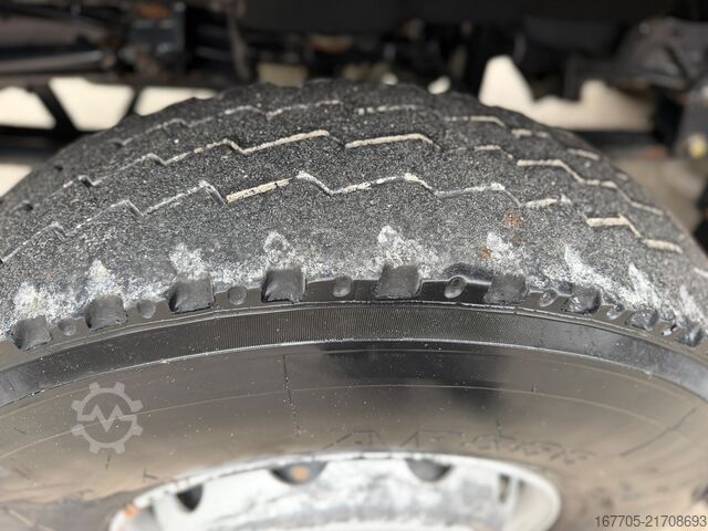 Betonszállító teherautó Astra HD8 84.45