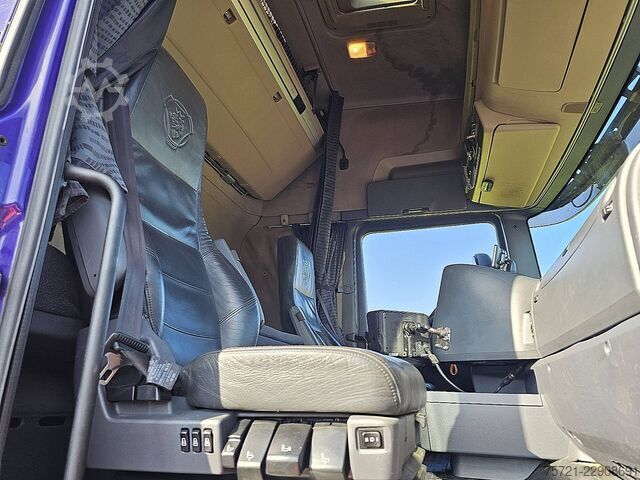 Padrão-SZM SCANIA R560 V8 6X2