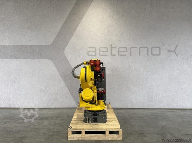Robot remis à neuf avec une garantie d'un an FANUC R-2000iB/125L
