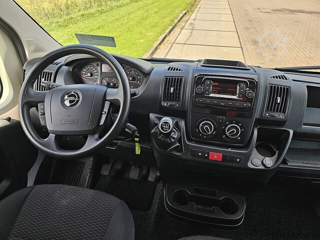 Bestelauto OPEL MOVANO 2.2 L2H2 Airco Euro6