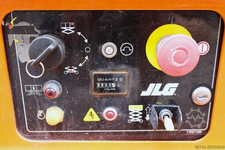 Schaarlift JLG M4069 Hybrid, 14.2m Working Height, 360kg Capacity