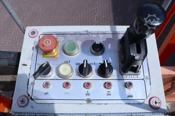 Schaarlift JLG SL320-30 Diesel, 4x4 Drive, 34m Working Height, 14