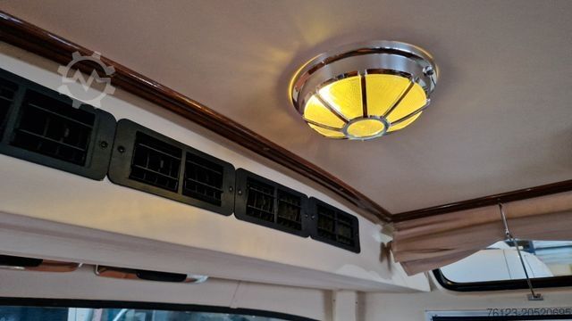 Minibüs MERCEDES-BENZ Vorgänger Sprinter O 319 Samba mit Faltdach AC