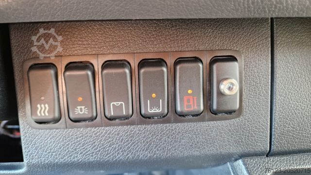 Minibüs MERCEDES-BENZ 515 Sprinter 22 Schlafsessel Vorlauffahrzeug 2x