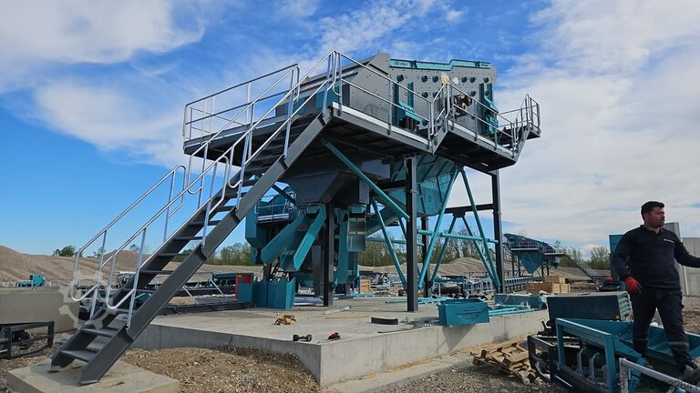 εξοπλισμός θραύσης 1200x4000MM 2-3-4 decks vibrating screen 1200x4000MM 2-3-4 decks vibrating screen