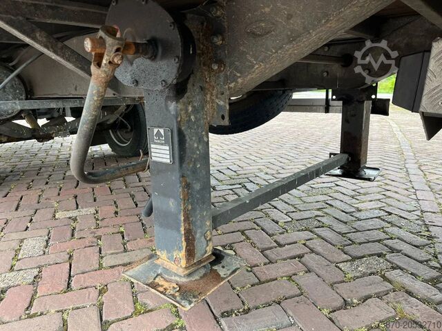 BE félpótkocsik Veldhuizen P37-4